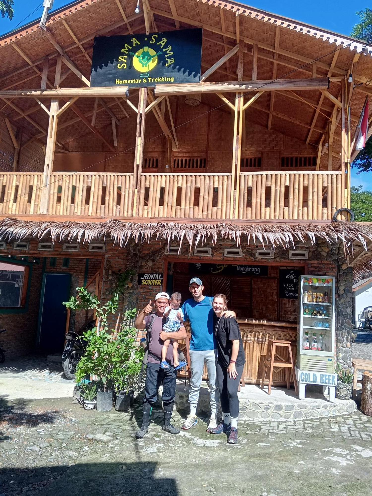Sama Sama Homestay & Trekking Only Stay Here Book Trekking And Transport With Us Bukit Lawang Dış mekan fotoğraf