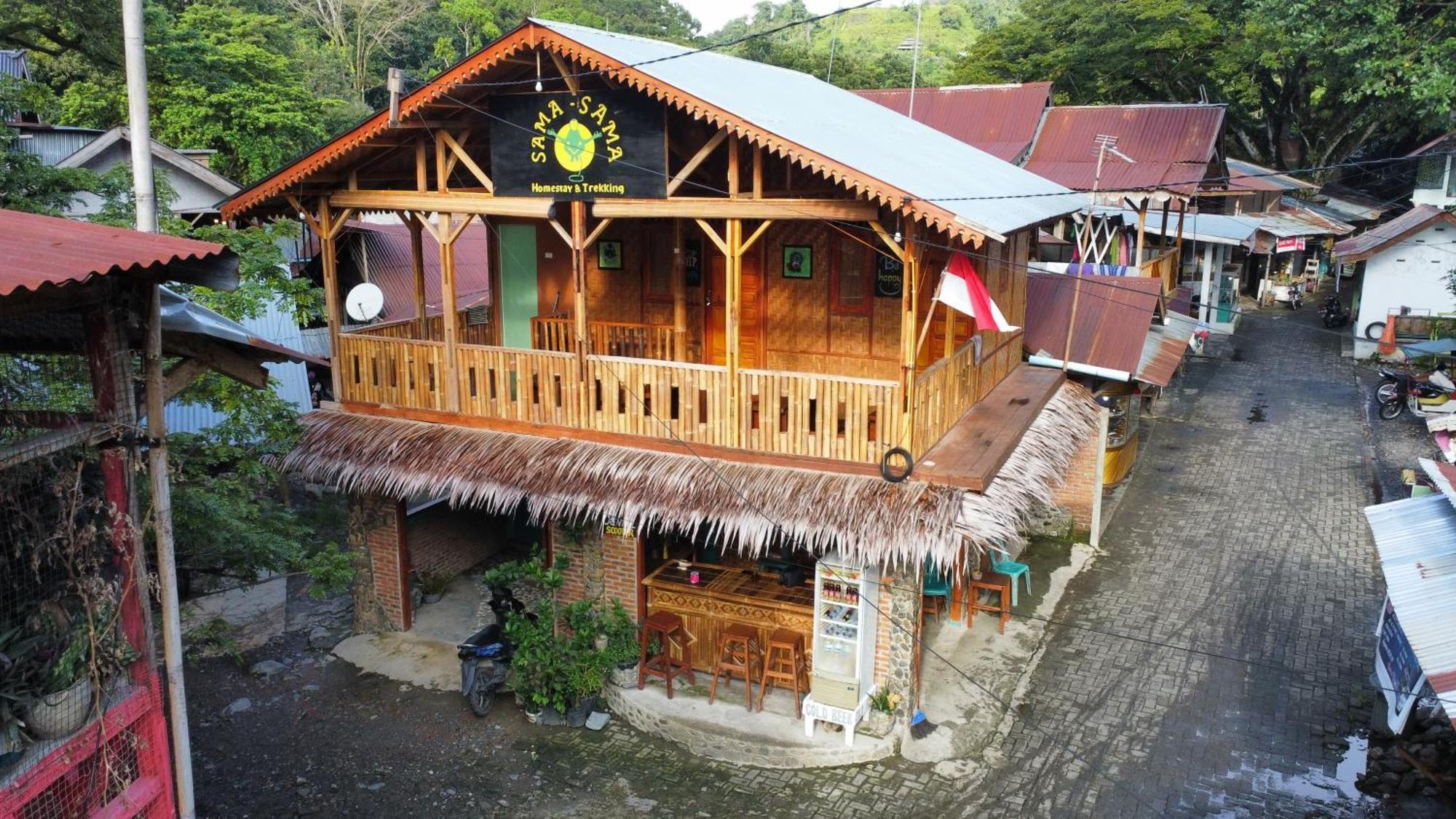 Sama Sama Homestay & Trekking Only Stay Here Book Trekking And Transport With Us Bukit Lawang Dış mekan fotoğraf
