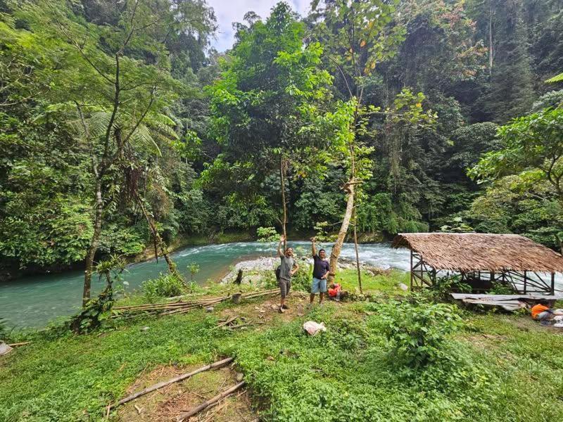 Sama Sama Homestay & Trekking Only Stay Here Book Trekking And Transport With Us Bukit Lawang Dış mekan fotoğraf